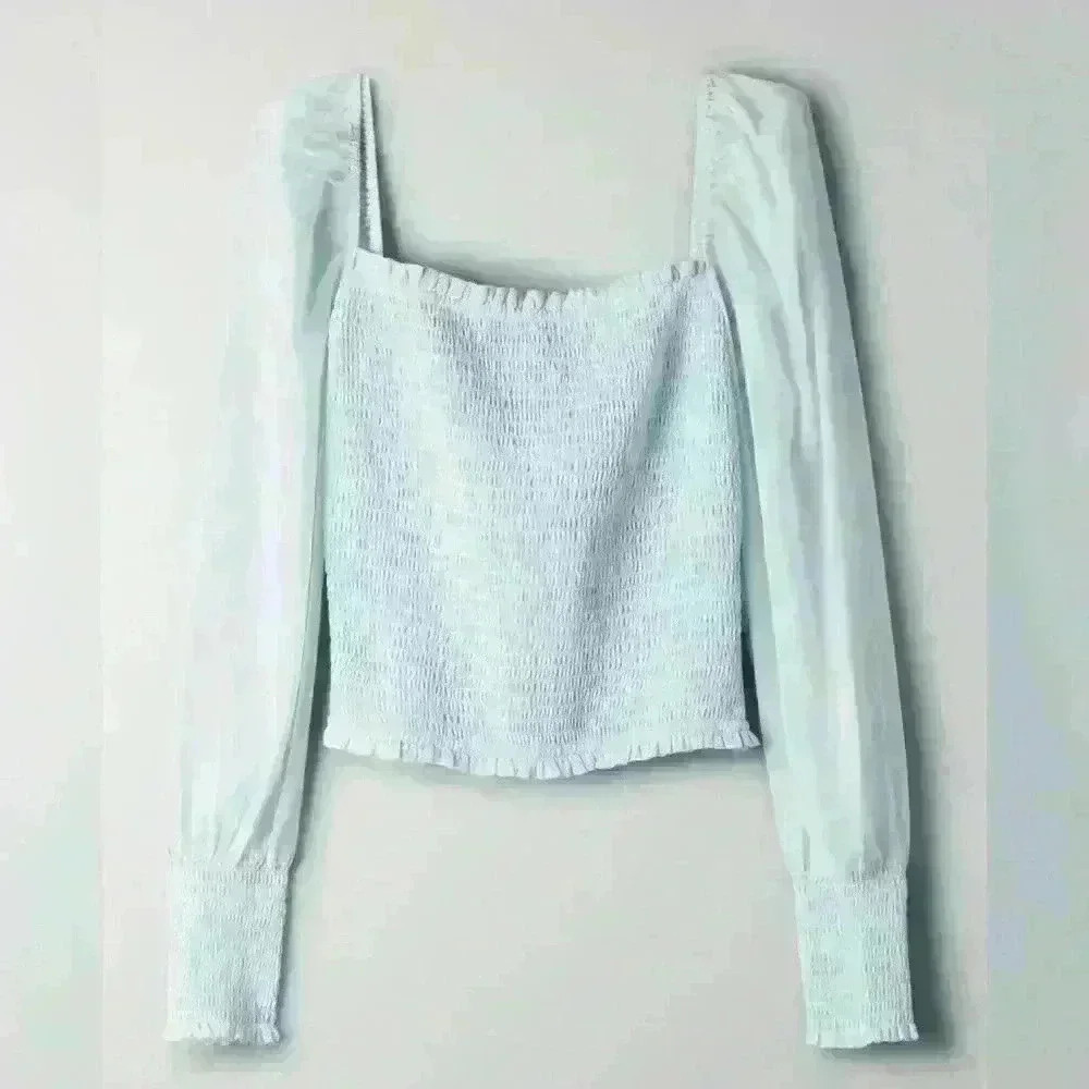 Wilfred Aritzia  Saga Smocked Blouse Aura Blue Light Glow size XXS - Picture 4 of 9